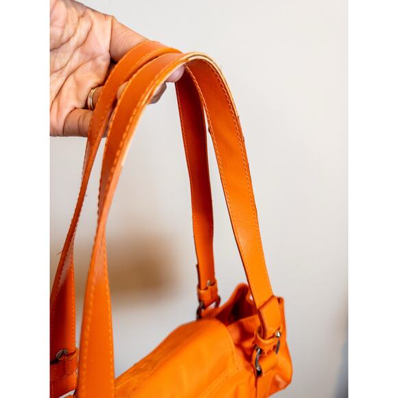 Vintage Y2K Kenneth Cole Reaction Orange Nylon Shoulder Bag Buckle Baguette - Picture 13 of 14